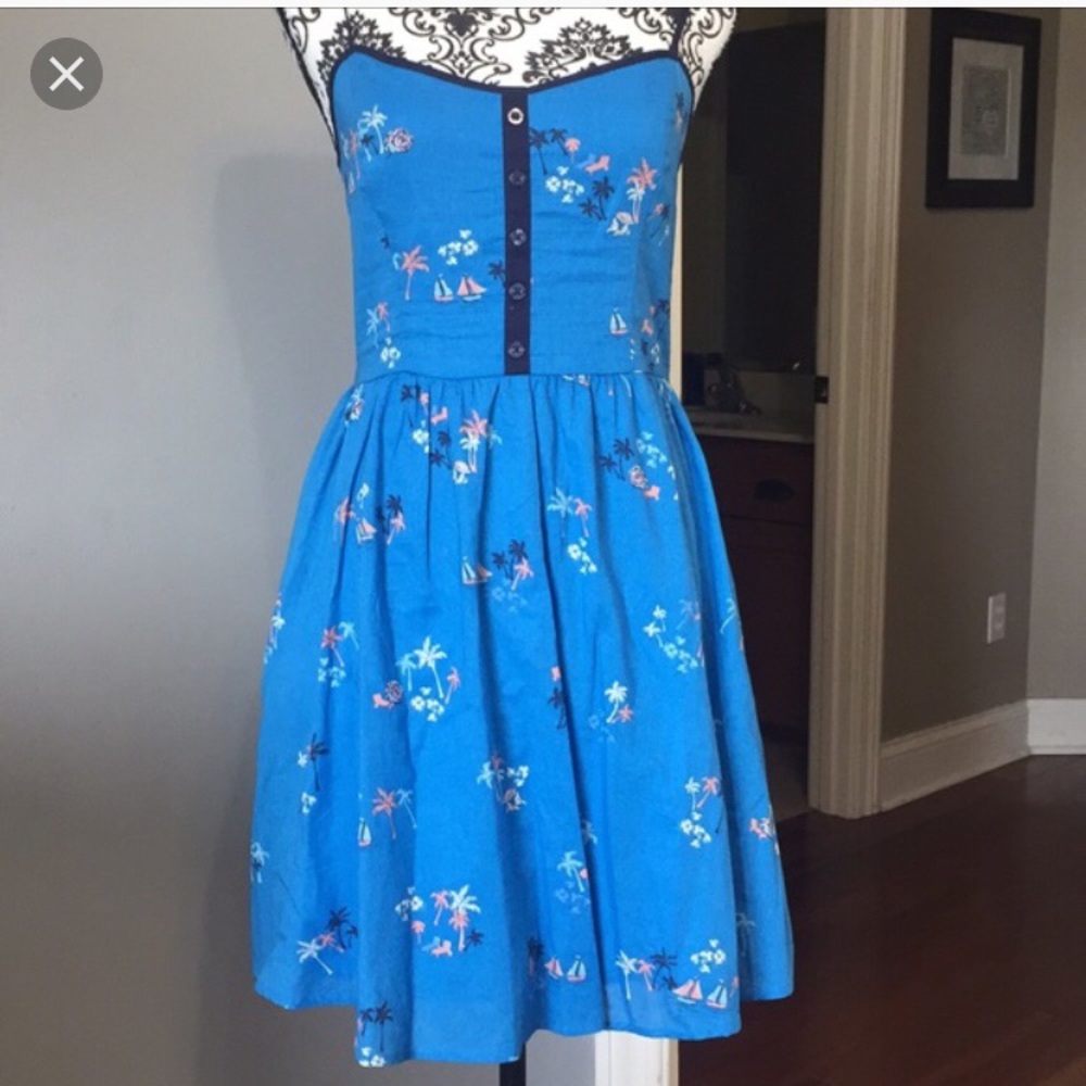 Lauren Conrad dress size 4